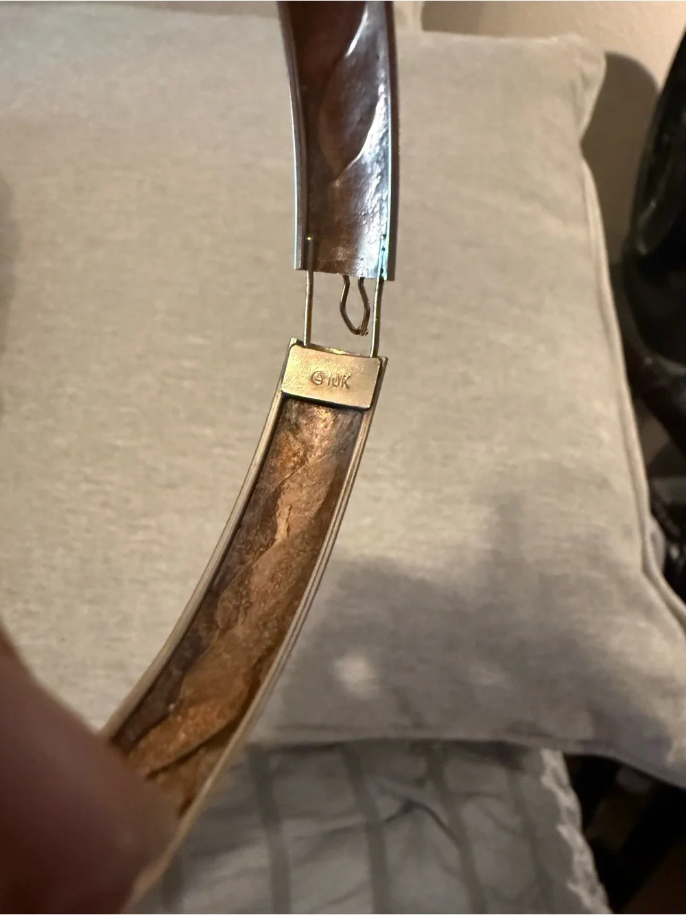 N/A shiny silver